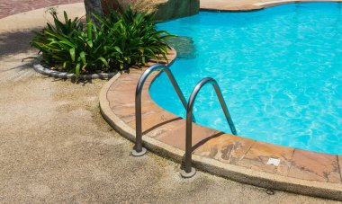 Kapmak barlar merdiveni Havuzu