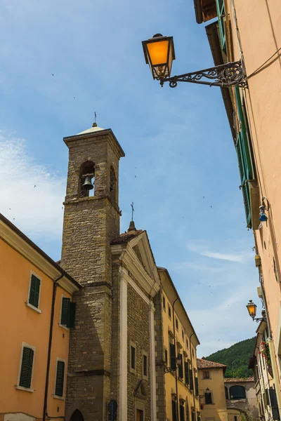 Típica calle italiana —  Fotos de Stock
