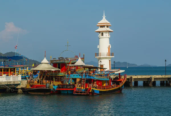 Faro en el muelle de Bang Bao —  Fotos de Stock