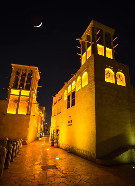 Арабская улица ночью — стоковое фото