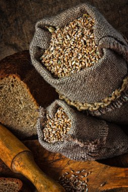 Ekmek buğday çuvalları