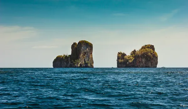 Красивый вид на остров Пхи Пхи — стоковое фото