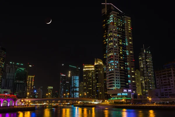 Życie nocne w dubai marina — Zdjęcie stockowe