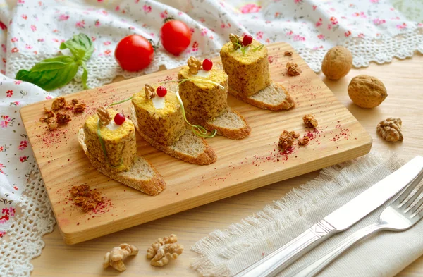 Pate with chicken and nuts. — Stock Photo, Image