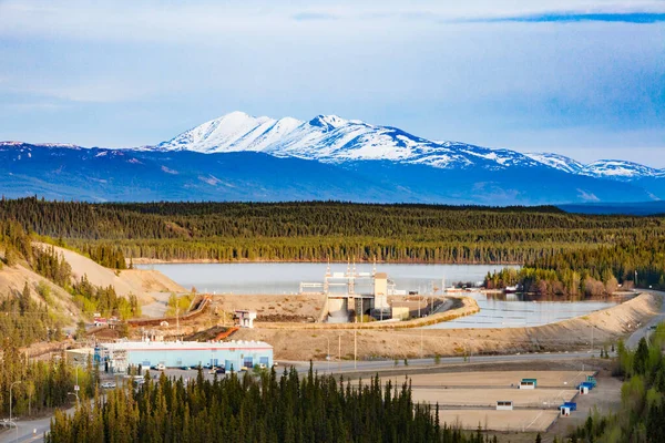 Φράγμα Της Λίμνης Schwatka Yukon Υδροηλεκτρικός Σταθμός Μικρής Κλίμακας Στο — Φωτογραφία Αρχείου