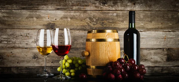 Due bicchieri di vino — Foto Stock