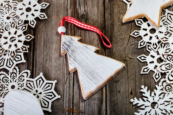 Weißer hölzerner Weihnachtsbaum im Rahmen — Stockfoto