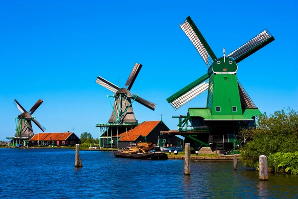Molinos en Holanda — Foto de Stock