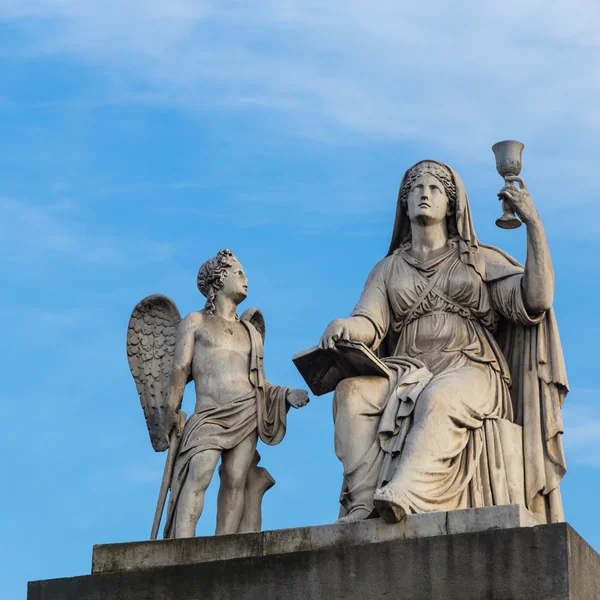 Turin, Italy - January 2016: Faith Statue — Stock Photo, Image