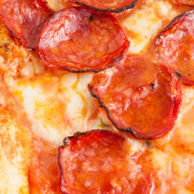 Gerçek İtalyan Pizza Diavola