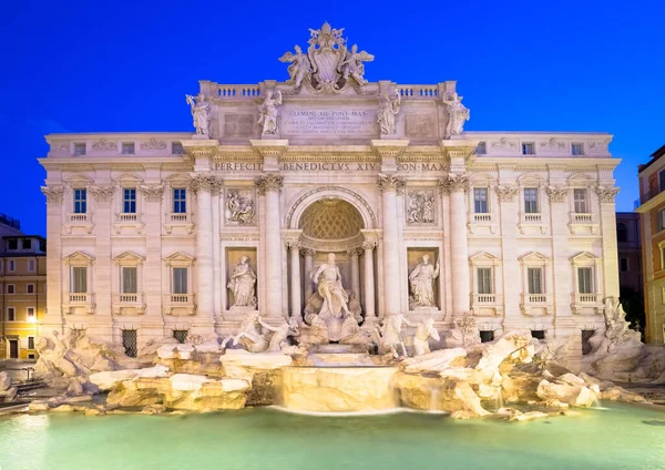 Roma Italia Fuente Trevi Por Noche Obra Maestra Arquitectura Barroca — Foto de Stock