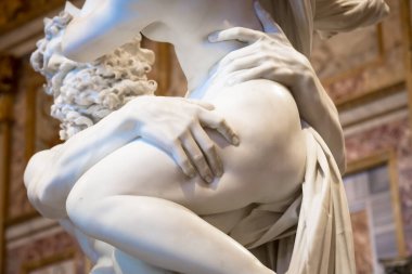 ROME, ITALY - 24 AĞUSTOS 2018: Dev Lorenzo Bernini başyapıtı, Proserpina Tecavüzü, 1622