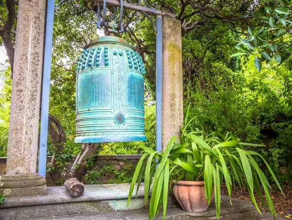 Ventimiglia Italy Circa August 2020 Gammel Japansk Klokke Hambury Gardens – stockfoto