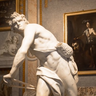 ROME, ITALY - 24 AĞUSTOS 2018: Dev Lorenzo Bernini başyapıtı, David, 1624