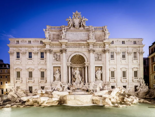 Roma Italia Fontana Trevi Notte Capolavoro Dell Architettura Barocca Classica — Foto Stock