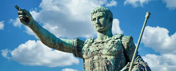 Italy Rome Statue Public Street Roman Emperor Gaius Julius Caesar — Stock Photo, Image