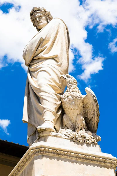 Dante Alighieri Socha Florencii Toskánsko Region Itálie Úžasným Modrým Oblohou — Stock fotografie