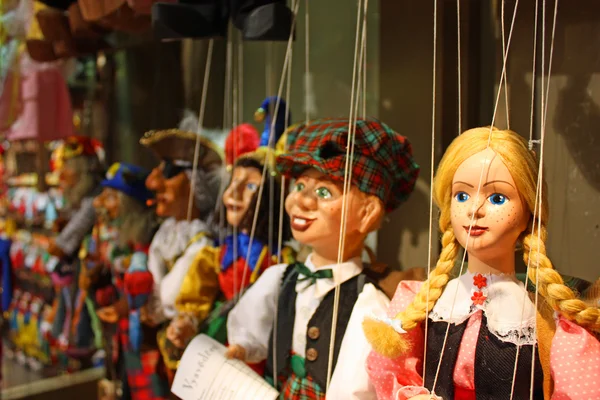 Traditionelle Marionetten - die junge Dame — Stockfoto