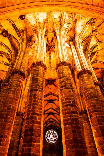 Igreja gótica interior — Fotografia de Stock