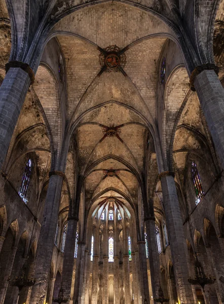 Igreja gótica interior — Fotografia de Stock