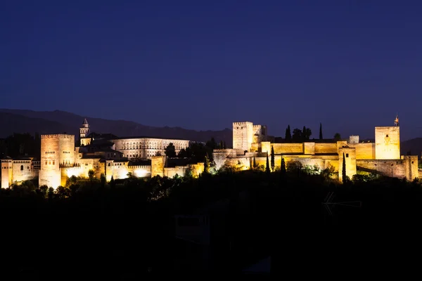 Alhambra de noite — Fotografia de Stock