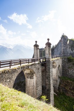 terk edilmiş fenestrelle fort