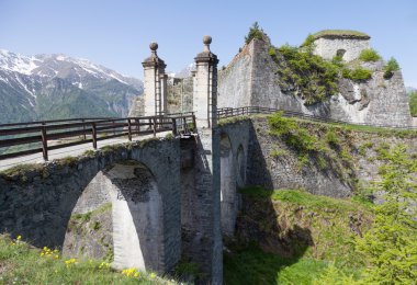 terk edilmiş fenestrelle fort