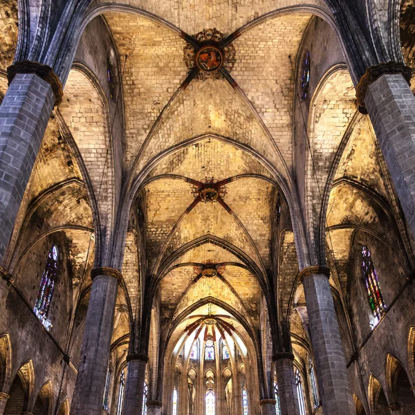 Interno chiesa gotica — Foto Stock