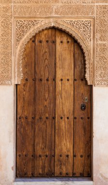 Alhambra Arap kapıdan