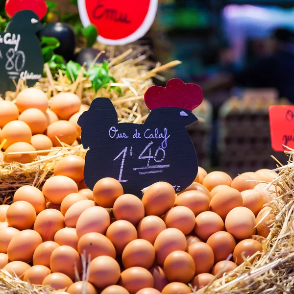 Eggs seller — Stock Photo, Image