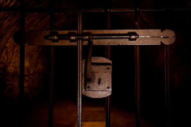 Ortaçağ hapis giriş