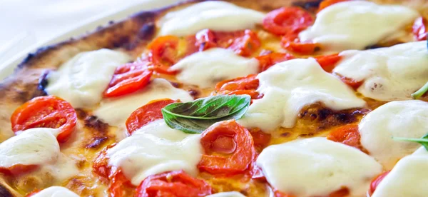 Пицца в Неаполе — стоковое фото