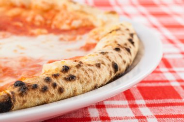 Gerçek İtalyan Pizza Diavola