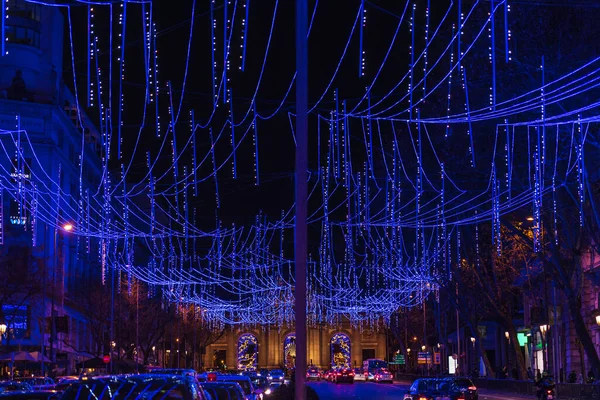 Madrid Dezember 2020 Nachtansicht Der Weihnachtlich Geschmückten Calle Alcala Madrid — Stockfoto