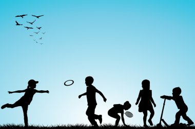 Açık oynayan çocuklar siluetleri