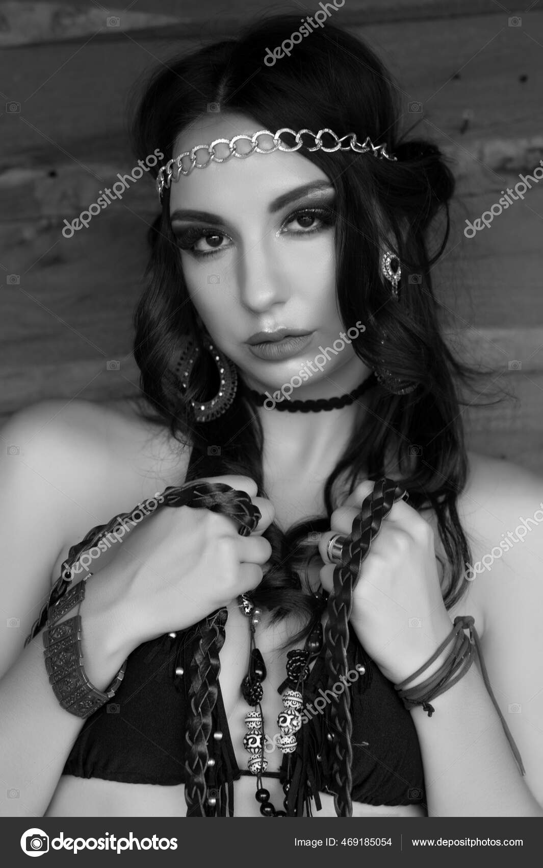https://st2.depositphotos.com/1012146/46918/i/1600/depositphotos_469185054-stock-photo-beautiful-sexy-brunette-girl-dressed.jpg