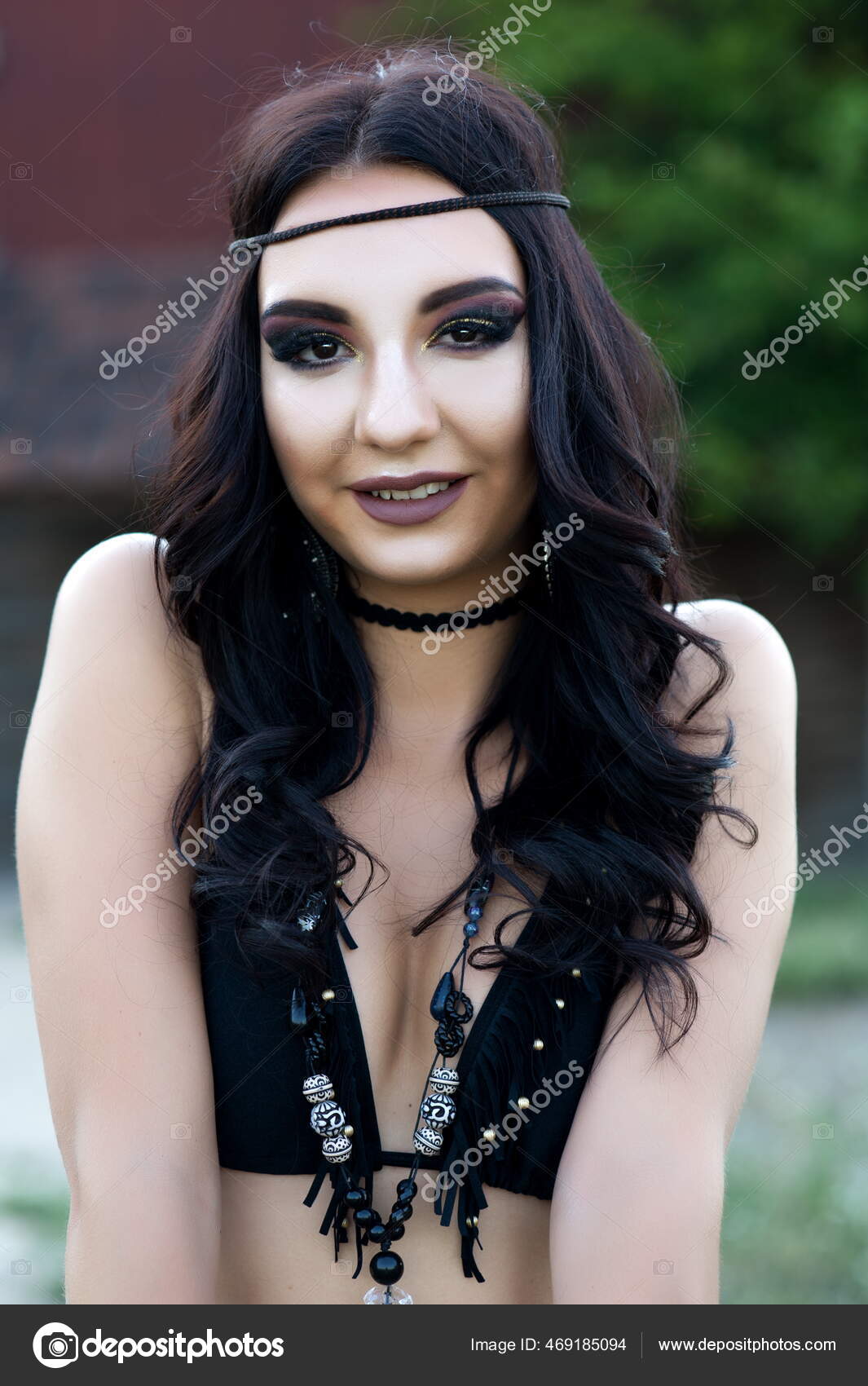 https://st2.depositphotos.com/1012146/46918/i/1600/depositphotos_469185094-stock-photo-beautiful-sexy-brunette-girl-dressed.jpg