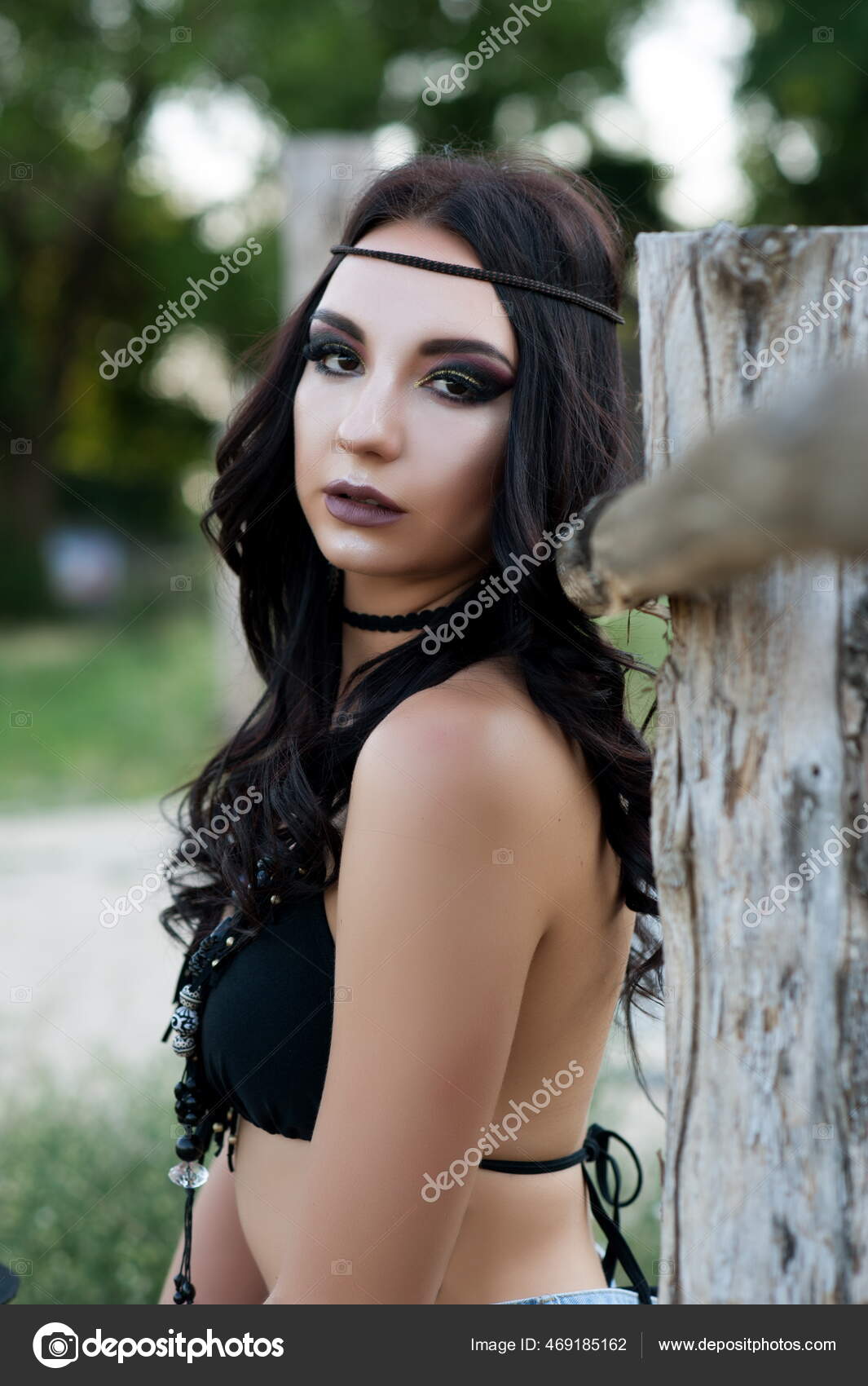 https://st2.depositphotos.com/1012146/46918/i/1600/depositphotos_469185162-stock-photo-beautiful-sexy-brunette-girl-dressed.jpg