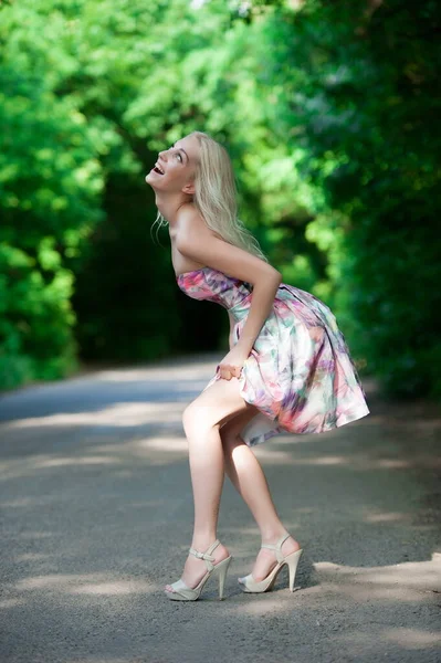 Beautiful Sexy Blonde Girl Posing Sunny Summer Day Roadside — Stock Photo, Image