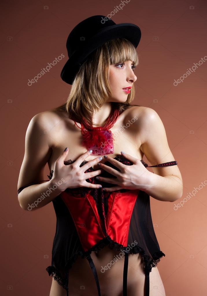https://st2.depositphotos.com/1012146/5998/i/950/depositphotos_59983825-stock-photo-erotic-nude-woman.jpg