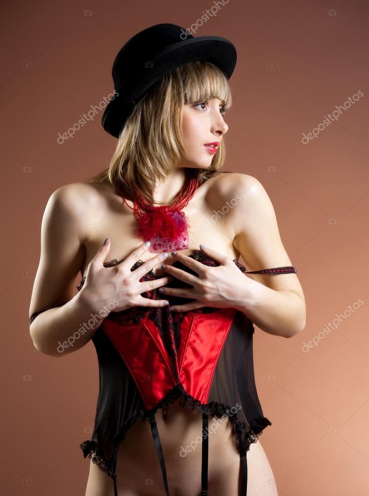 https://st2.depositphotos.com/1012146/5998/i/950/depositphotos_59983829-stock-photo-erotic-nude-woman.jpg