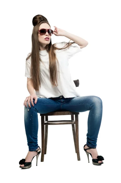 Sexy girl in jeans and a T-shirt — Stock Photo, Image