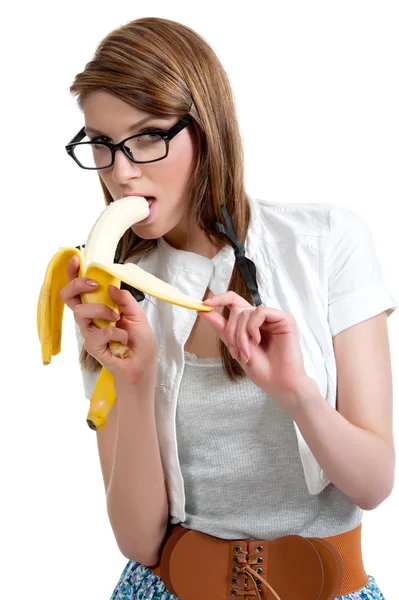 Bruna sessuale in posa con banana — Foto Stock