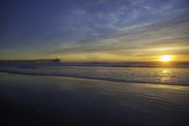 Pasifik Sahil gün batımında