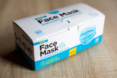 50 adet 3 katmanlı yüz maskesi paketi - Tek kullanımlık yüz maskesi kutusu