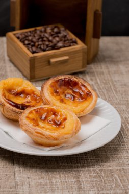 Portekizli kremalı tart