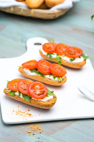 Bruschetta mit Quark — Stockfoto