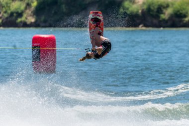 Taylor Mccullough (ABD)