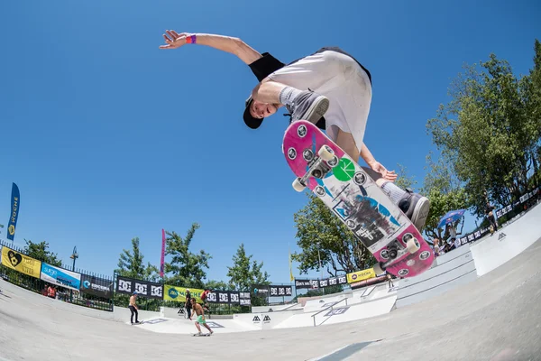 Bruno Simoes durante o DC Skate Challenge — Fotografia de Stock