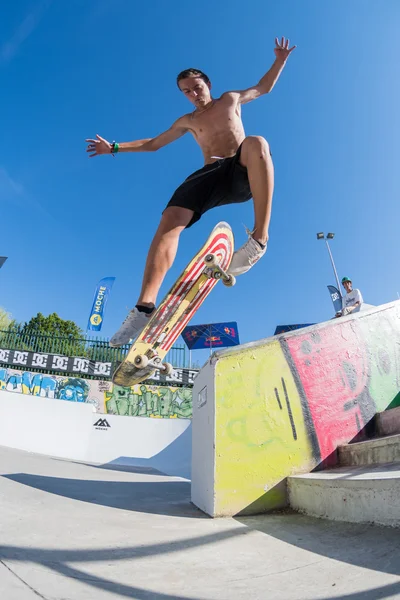 Gabriel Ribeiro tijdens de Dc Skate Challenge — Stockfoto